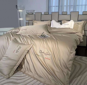 Комплект постельного белья Christian Dior Артикул BMS-114760. Вид 1