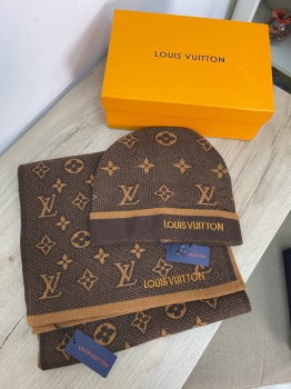 Комплект  Louis Vuitton Артикул BMS-85702. Вид 1