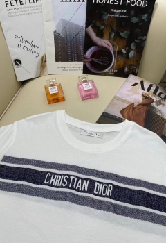 Футболка женская Christian Dior Артикул BMS-76789. Вид 2
