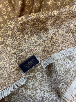 Платок  Louis Vuitton Артикул BMS-88943. Вид 2