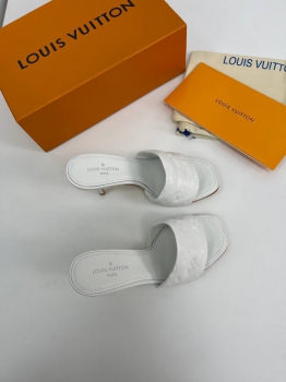 Босоножки Louis Vuitton Артикул BMS-96004. Вид 2