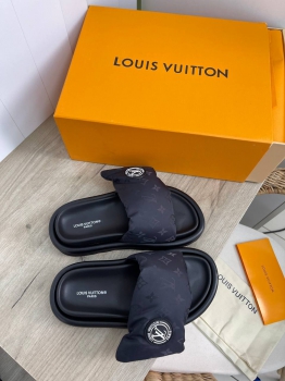 Шлёпанцы Louis Vuitton Артикул BMS-98618. Вид 1