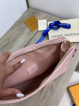 Папка Louis Vuitton Артикул BMS-99362. Вид 5