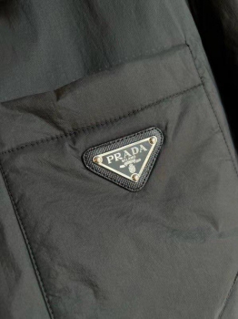 Куртка Prada Артикул BMS-100386. Вид 3