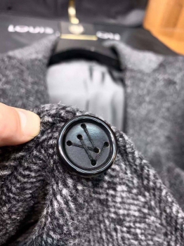 Пальто мужское Louis Vuitton Артикул BMS-104164. Вид 3