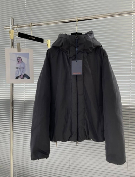 Куртка двусторонняя  Louis Vuitton Артикул BMS-104316. Вид 1