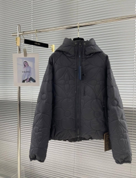 Куртка двусторонняя  Louis Vuitton Артикул BMS-104316. Вид 2