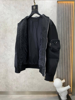 Куртка мужская Prada Артикул BMS-104317. Вид 5