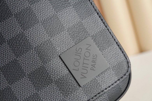 Мессенджер Louis Vuitton Артикул BMS-105023. Вид 4