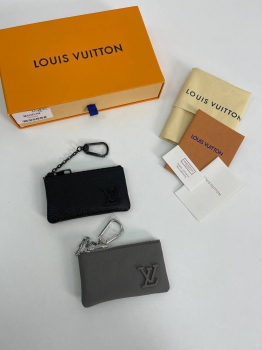 Ключница Louis Vuitton Артикул BMS-105367. Вид 1