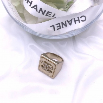 Кольцо Chanel Артикул BMS-105810. Вид 2