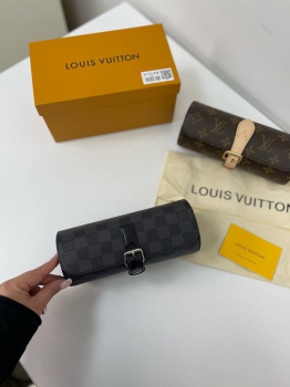 Футляр для часов Louis Vuitton Артикул BMS-107409. Вид 1