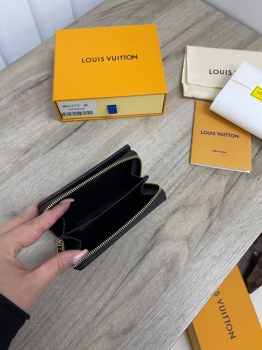 Кошелек  Louis Vuitton Артикул BMS-108376. Вид 4