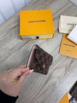 Кошелек  Louis Vuitton Артикул BMS-108375. Вид 2