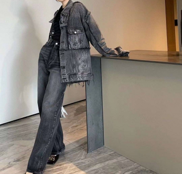 Куртка женская Balenciaga Артикул BMS-110528. Вид 1