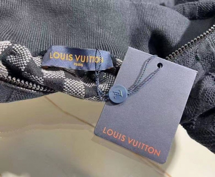 Кардиган на молнии  Louis Vuitton Артикул BMS-112800. Вид 2