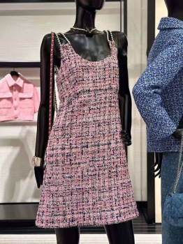 Платье  Chanel Артикул BMS-113774. Вид 1
