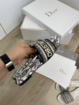 Шлепанцы Christian Dior Артикул BMS-115617. Вид 3