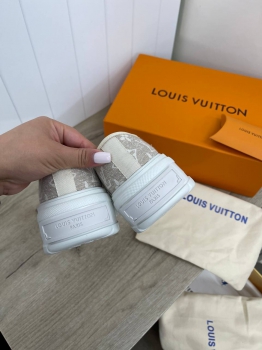 Кроссовки  Louis Vuitton Артикул BMS-116490. Вид 3