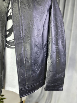 Куртка кожаная с гравировкой Louis Vuitton Артикул BMS-117179. Вид 2