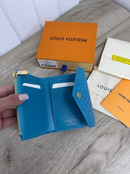 Кошелек Louis Vuitton Артикул BMS-117538. Вид 3