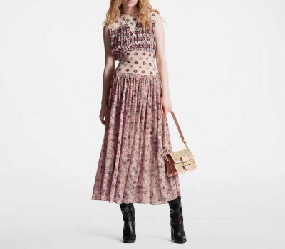  Платье Louis Vuitton Артикул BMS-117998. Вид 1
