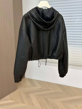 Кожаная куртка Prada Артикул BMS-118478. Вид 2