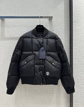Куртка женская  Louis Vuitton Артикул BMS-119808. Вид 1