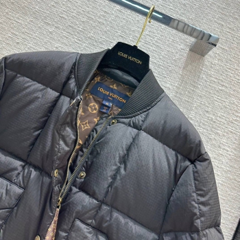 Куртка женская  Louis Vuitton Артикул BMS-119808. Вид 2