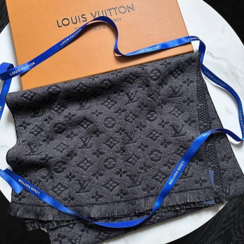 Шарф Louis Vuitton Артикул BMS-125575. Вид 1