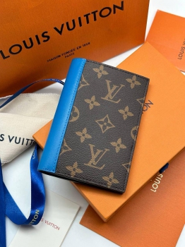  Обложка на паспорт Louis Vuitton Артикул BMS-126083. Вид 1