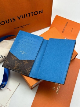  Обложка на паспорт Louis Vuitton Артикул BMS-126083. Вид 3