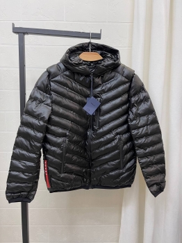 Куртка мужская Prada Артикул BMS-126724. Вид 1