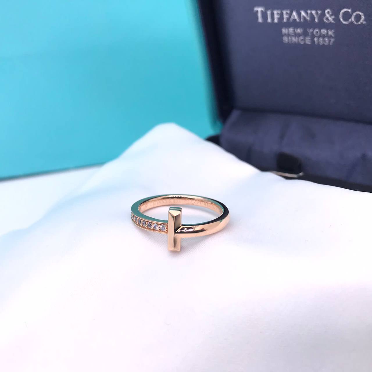 Кольцо Tiffany&Co Артикул BMS-110098