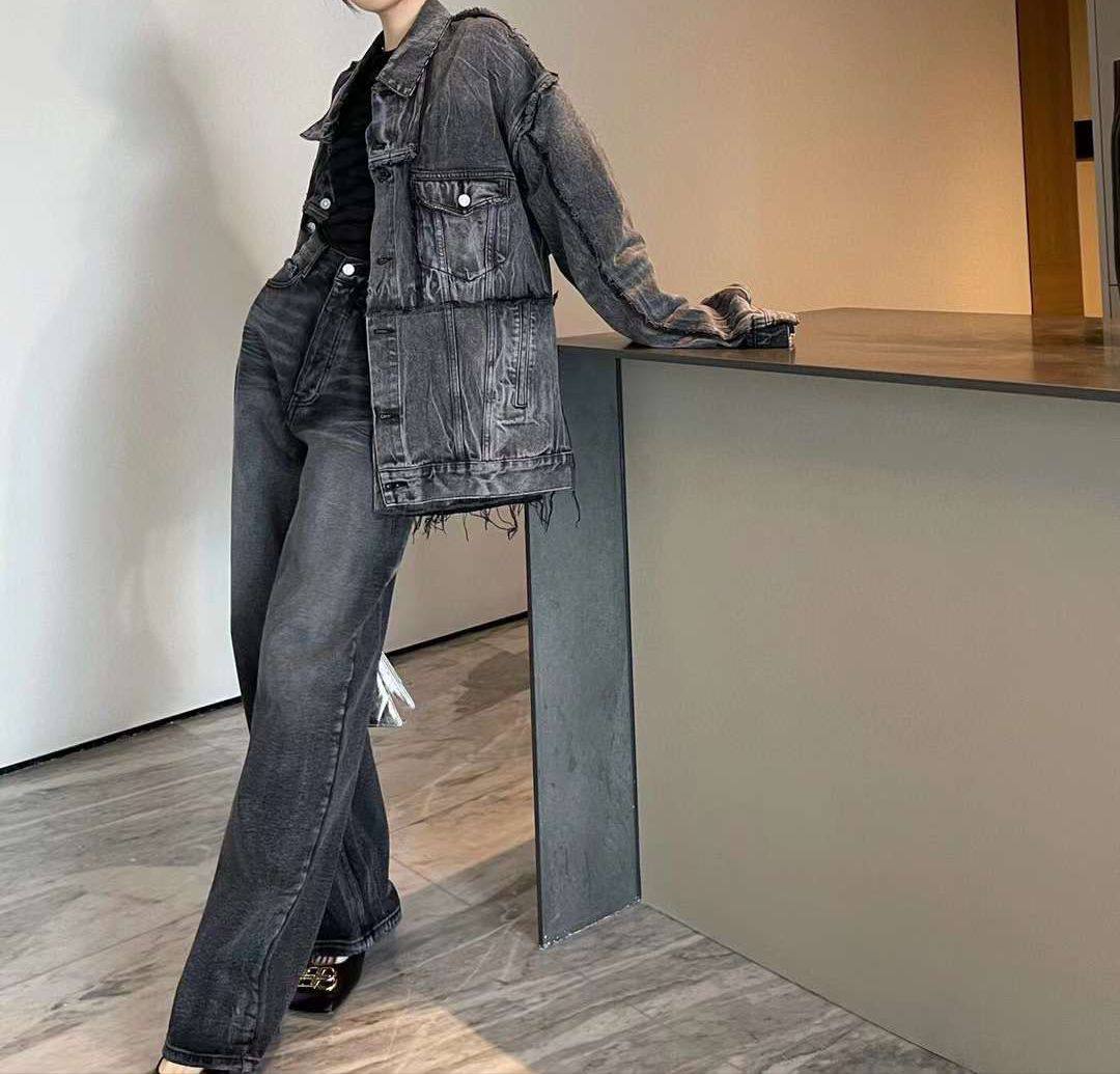 Куртка женская Balenciaga Артикул BMS-110528