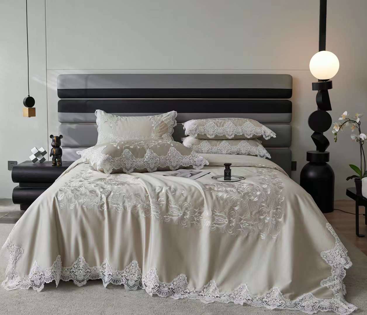 Комплект постельного белья  Christian Dior Артикул BMS-122480
